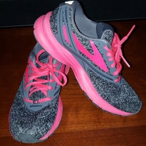 Brooks Womans Launch 4